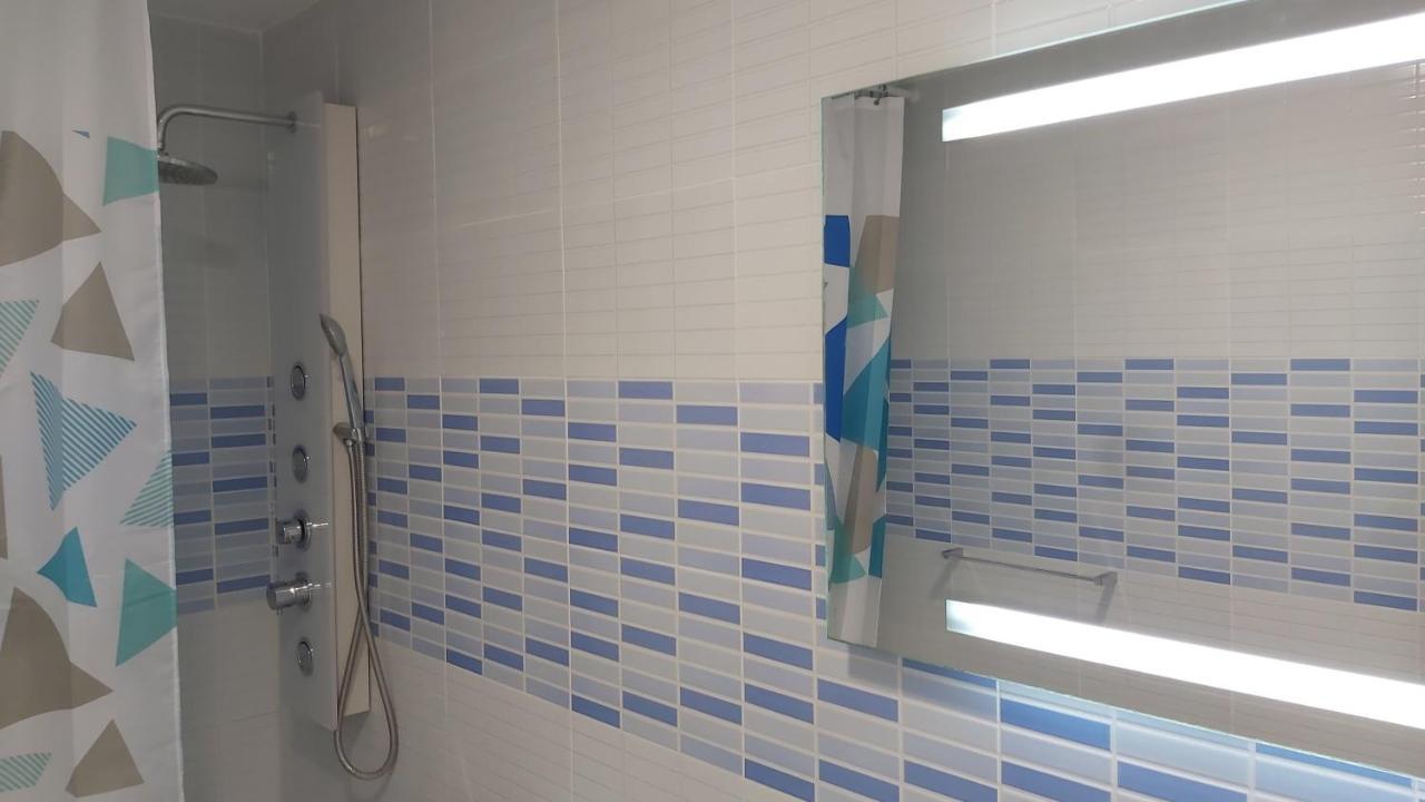 Del Parque Flats Meseta Swimmingpool Apartment ตอร์เรโมลิโนส ภายนอก รูปภาพ