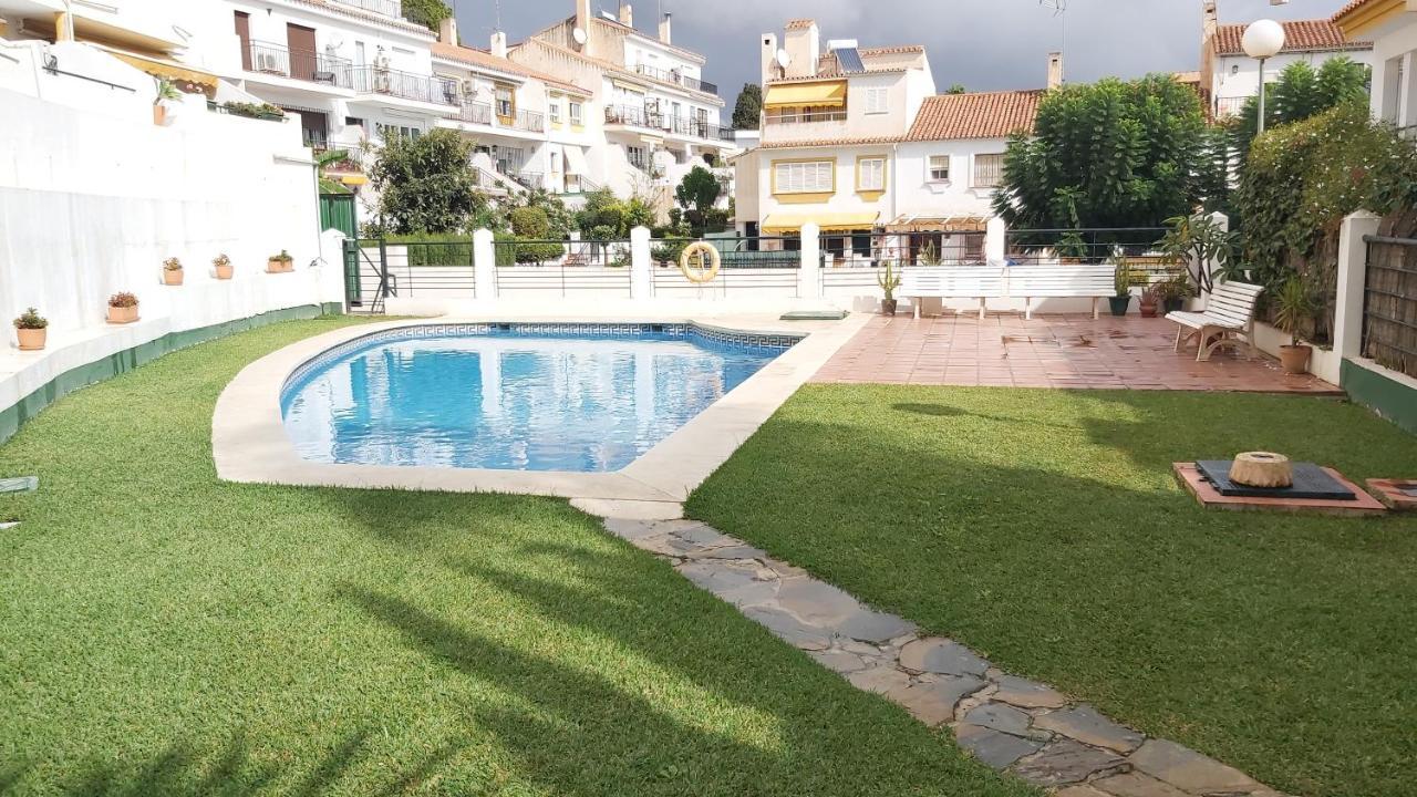 Del Parque Flats Meseta Swimmingpool Apartment ตอร์เรโมลิโนส ภายนอก รูปภาพ