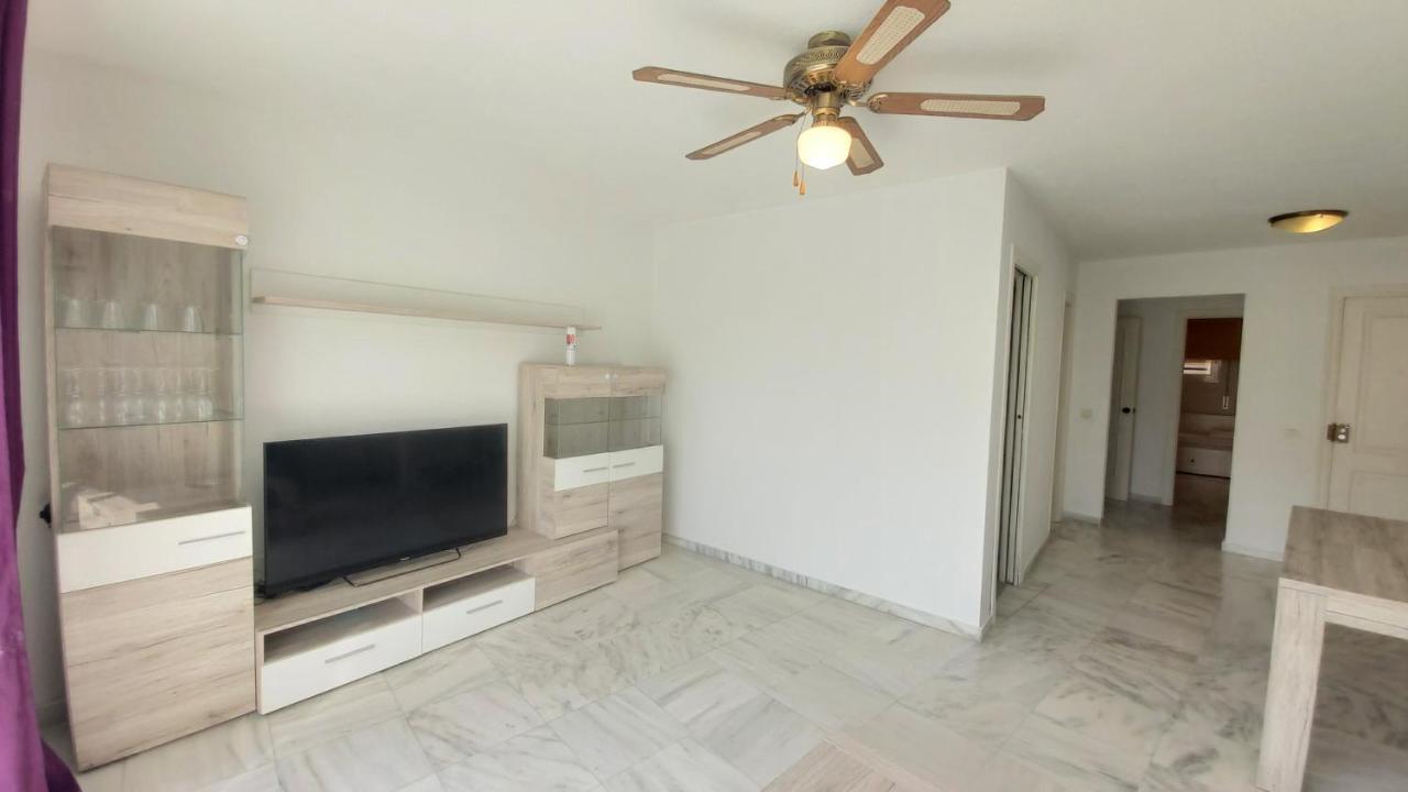 Del Parque Flats Meseta Swimmingpool Apartment ตอร์เรโมลิโนส ภายนอก รูปภาพ
