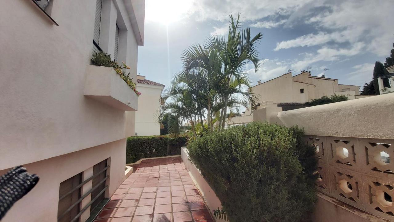 Del Parque Flats Meseta Swimmingpool Apartment ตอร์เรโมลิโนส ภายนอก รูปภาพ